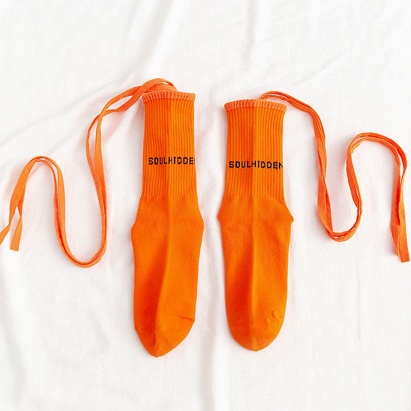 Soulhiddensocks in orange with tie