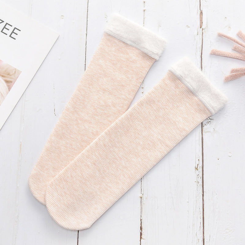 Heathered Hug Ankle Socks in yellow white