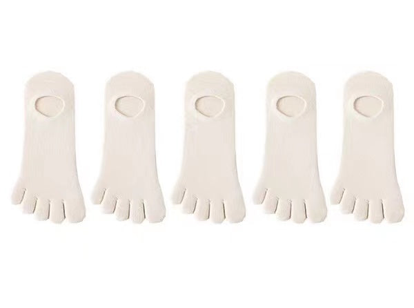 Blissful 5 fingers ankle socks in white