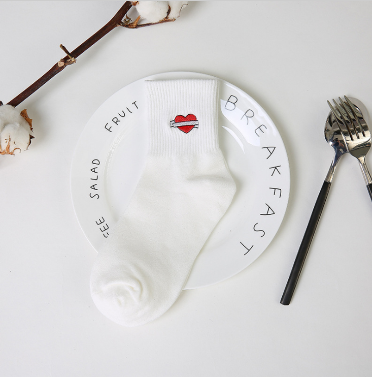 Pop Icon sock in white with red heart logo front picture