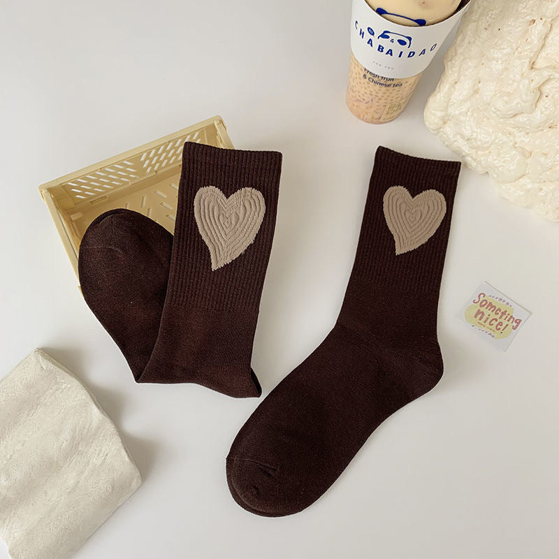 Heartfelt Warmth Socks in dark brown with coffee heart