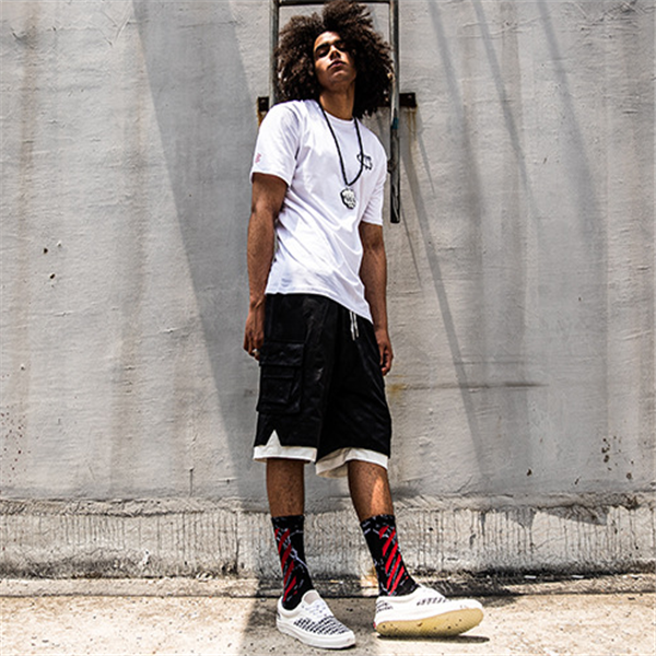 Urban Rebel Socks with red stripe on runner